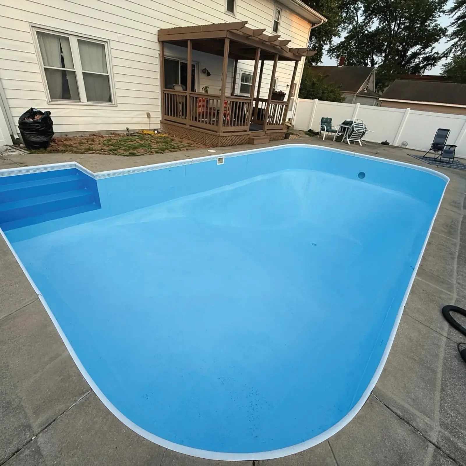 Pool Repair & Repaint